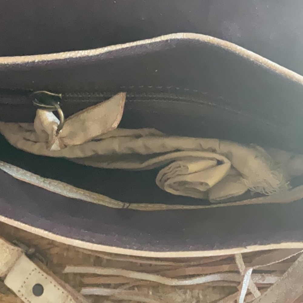 Hidden Nectar Lux Fringe BED|STU Bag - Picture 3 of 4